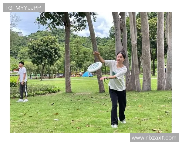 吴娜独家分享飞盘技巧与心得助你轻松掌握飞盘运动的乐趣与魅力